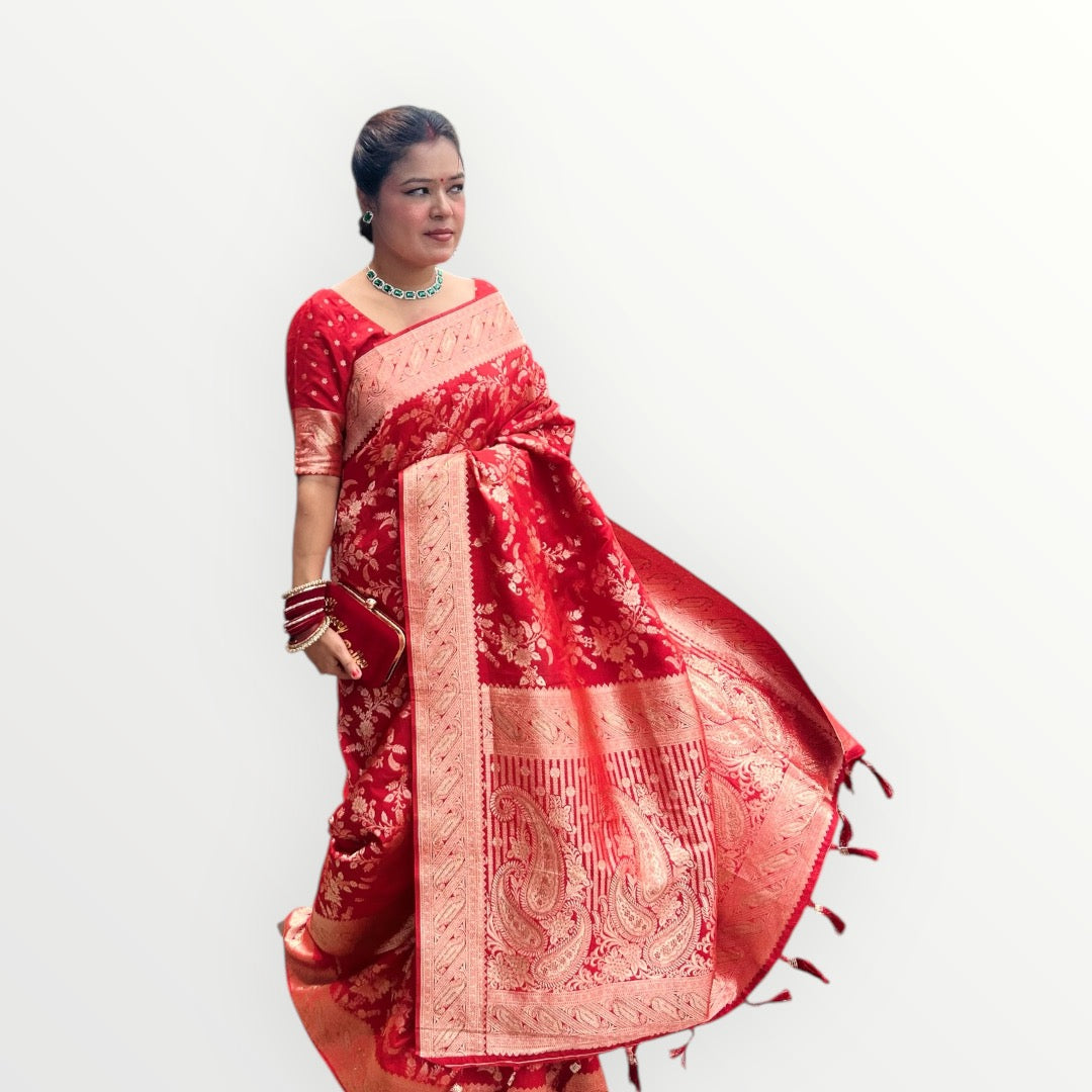 RED BANNO SAREE