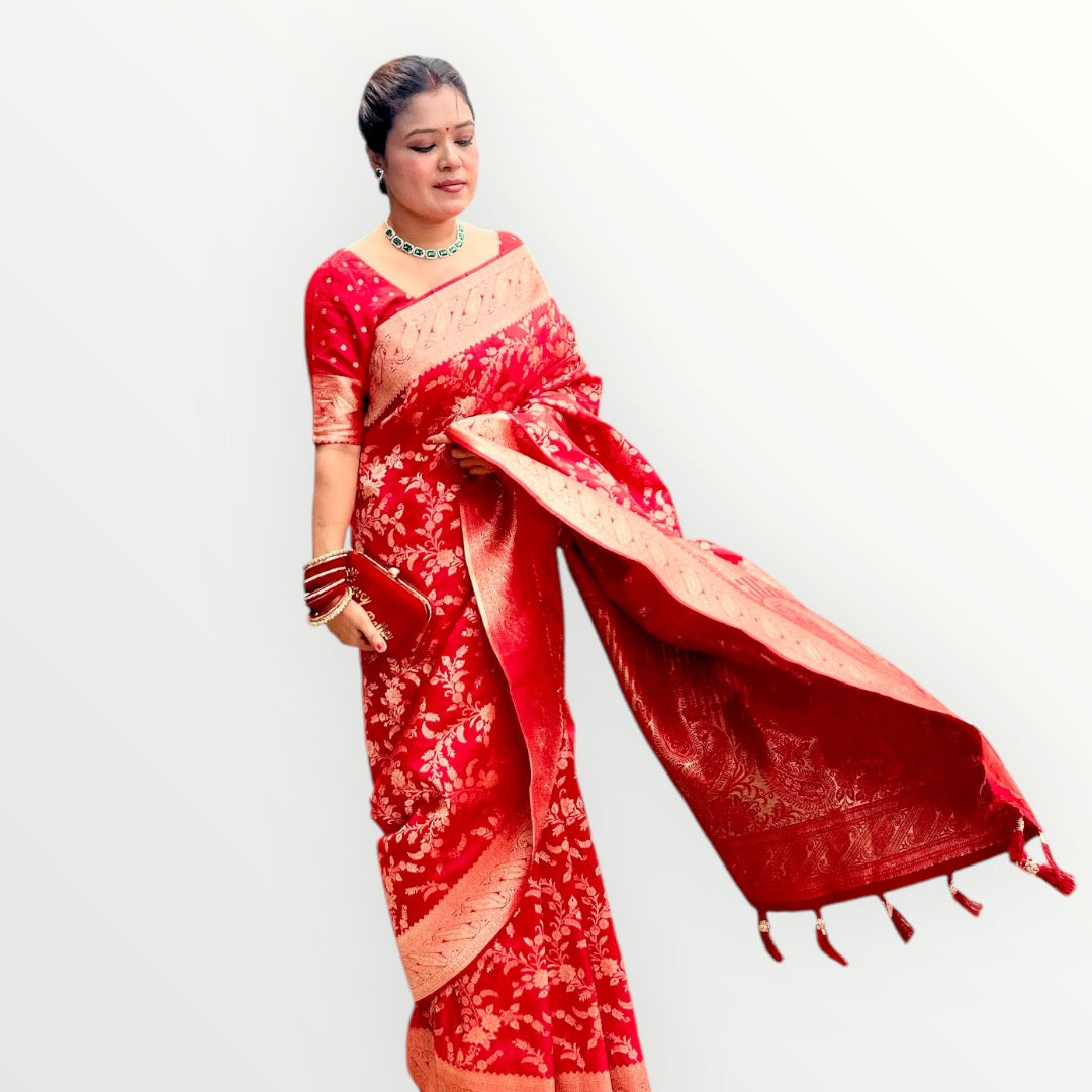 RED BANNO SAREE