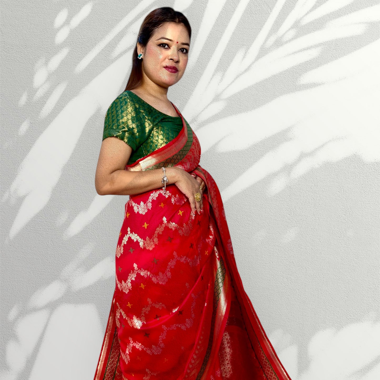 RED AND GREEN JAAL SAREE